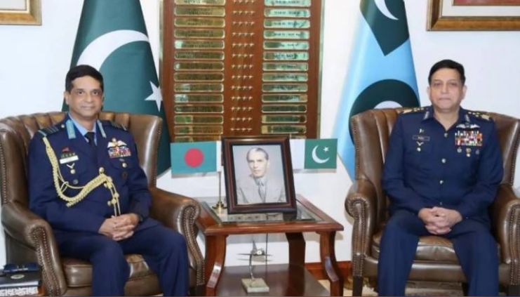 Pakistan, Bangladesh air chiefs meet in Islamabad, discuss JF-17 Thunder aircraft's procurement 