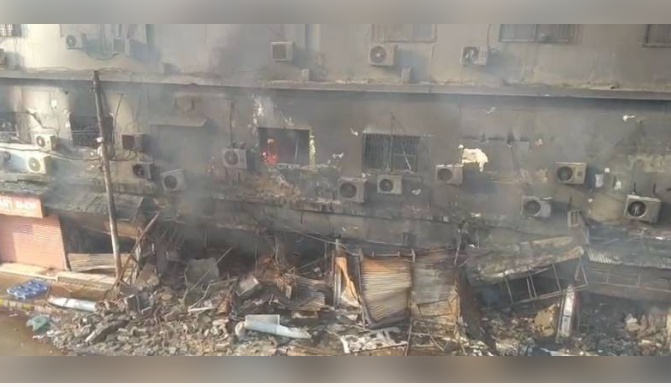 Karrachi: Gul Plaza fire death toll rises to 71 as search operation enters 'final stages'
