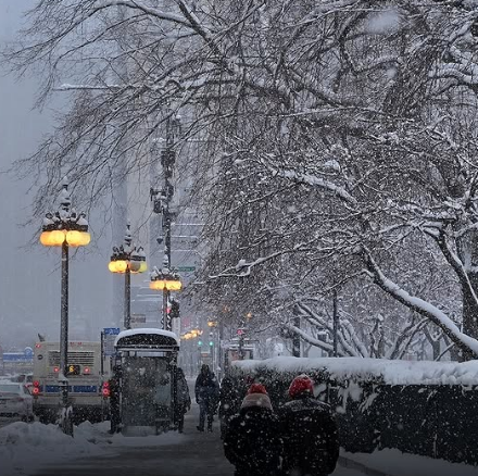At least 11 dead, 19,000+ flights cancelled as brutal winter storm hits US
