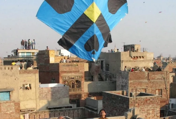 Lawyers' request to celebrate Basant on Lahore court rooftop rejected