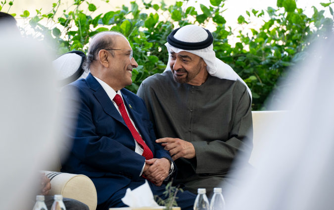 Pakistan, UAE presidents vow to further strengthen bilateral relations