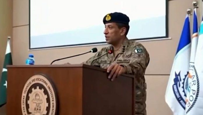 DG ISPR visits Gwadar University, holds interactive session with students & faculty
