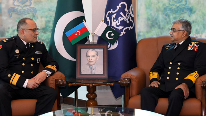 Pakistan, Azerbaijan pledge to boost defence ties