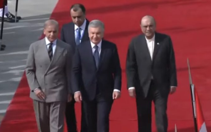 Uzbek President Shavkat Mirziyoyev in Pakistan on two-day visit 