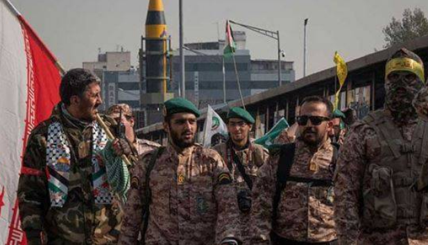 Iran's Revolutionary Guards challenge trump as strait of Hormuz tensions escalates