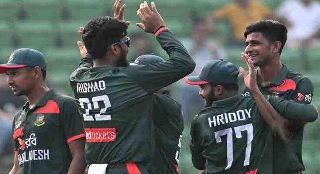 1st ODI: Bangladesh beat Pakistan by 8 wickets 