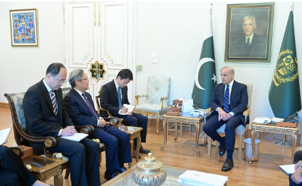 In meeting with Chinese envoy, PM Shehbaz highlights Pakistan's role in Middle East de-escalation