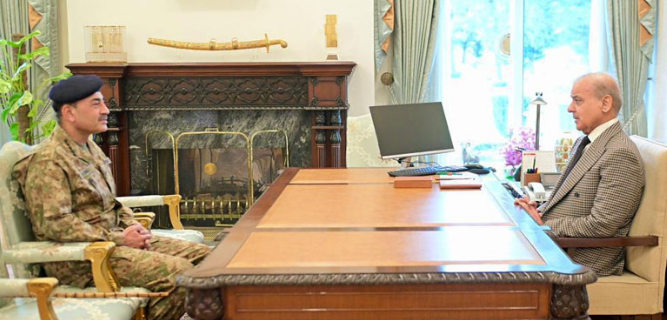 PM Shehbaz, Field Marshal Asim Munir discuss Pakistan's efforts to mediate between US and Iran