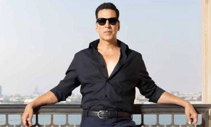 Bollywood actor Akshay Kumar injured while filming stunt for new film 
