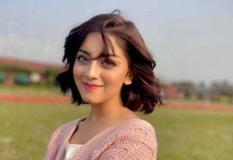Alizeh Shah faces backlash over viral romantic scene