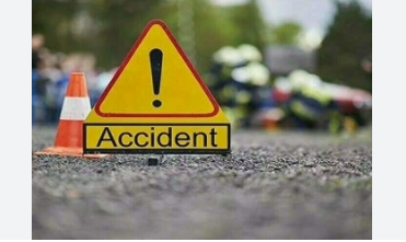 At least 11 dead after passenger bus collides with trailer in Balochistan's Dalbandin 