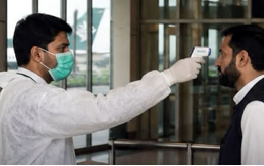 Pakistan intensifies airport screening amid Ebola outbreak concerns