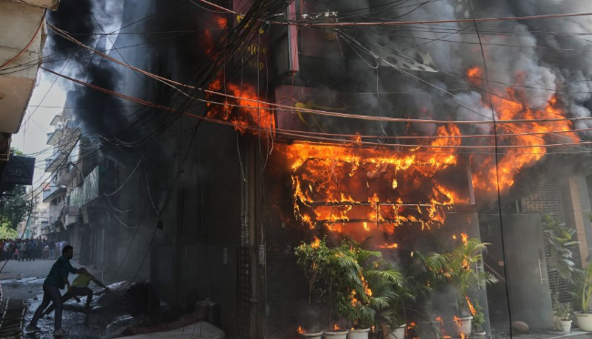 At least 18 foreign nationals among 21 killed in New Delhi hotel fire