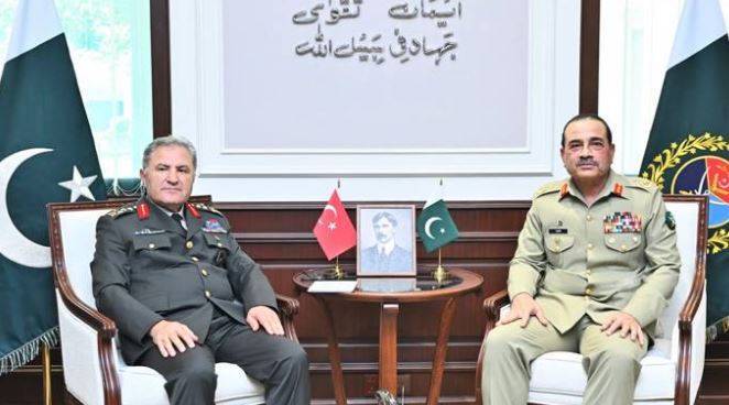 Field Marshal Asim Munir, Turkish land forces commander discuss regional security dynamics, defence cooperation