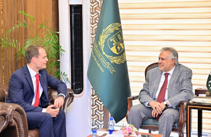 DPM Dar, UK Parliamentary Under-Sec review bilateral ties, regional and international developments 