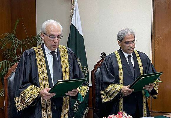 Justice Munib Akhtar takes oath as acting CJP