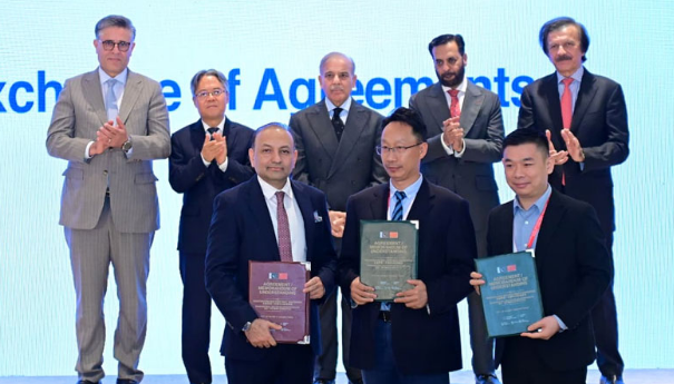 PM Shehbaz hails $440m Pakistan-China pharmaceutical agreements, says partnership to advance CPEC 2.0