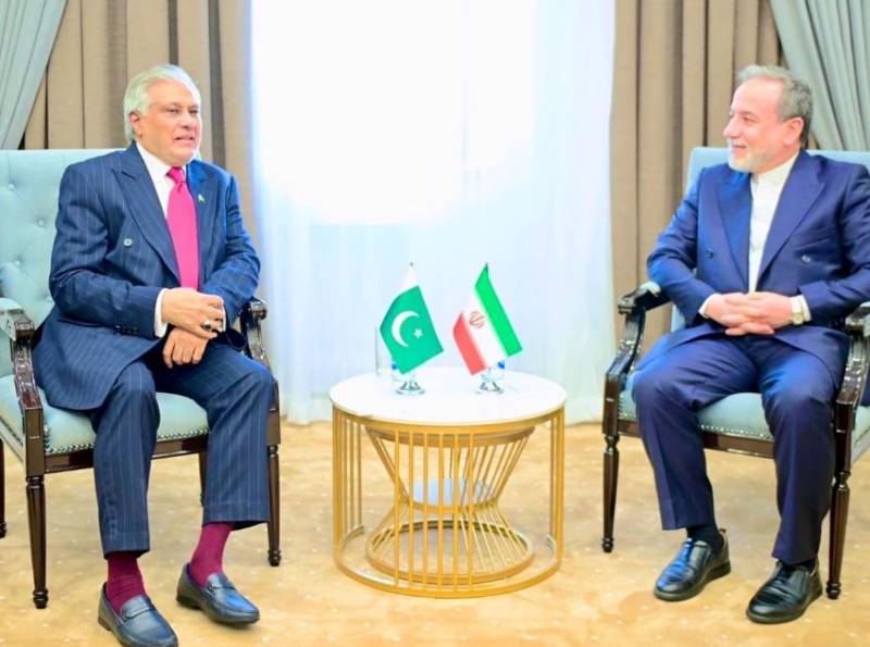 DPM Dar, Iranian FM Araghchi reaffirm commitment to regional peace and stability 