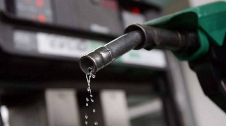 Govt reduces petrol price by Rs4.08, diesel by Rs2.45 per litre 