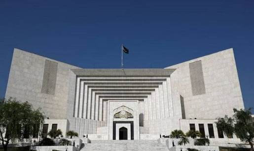 Govt files review petition against SC order to shift PTI founder to private hospital 