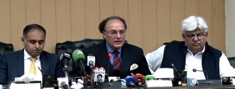 Govt launches retailer scheme app to simplify tax system for small traders 
