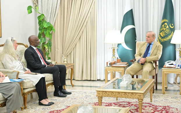 PM Shehbaz hails UN support for Pakistan during farewell call by Mohamed Yahya