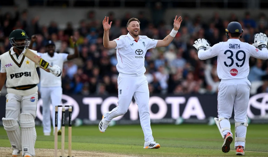 First Test: England defeat Pakistan by an innings and 103 runs 