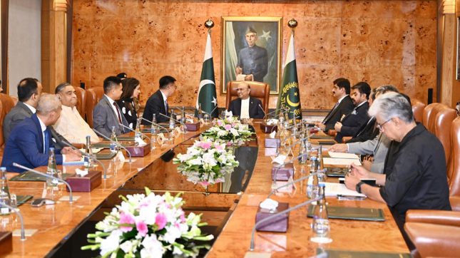 President Zardari calls for integrated development of Keti Bunder Port