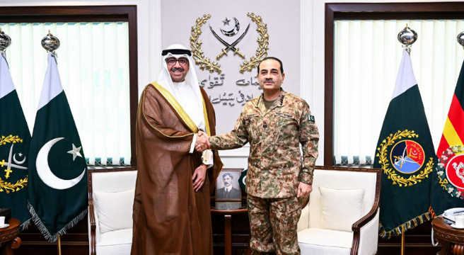 CDF Asim Munir, Kuwaiti delegation reaffirm to expanding mutually beneficial defence collaboration