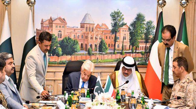 Pakistan, Kuwait sign 'Protocol Agreement-2026' to expand military cooperation 