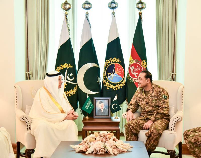 Saudi minister calls on CDF Asim Munir, hails Pakistan's role in promoting regional peace 