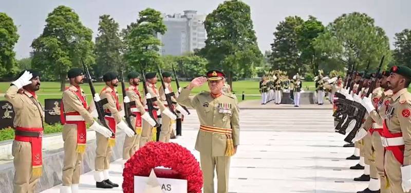 Dignified ceremony held at GHQ to mark Defence and Martyrs Day
