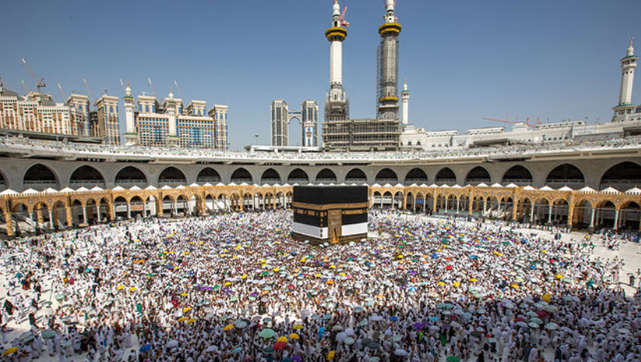 Bookings for private Hajj scheme 2027 continue through Pak Hajj App: ministry