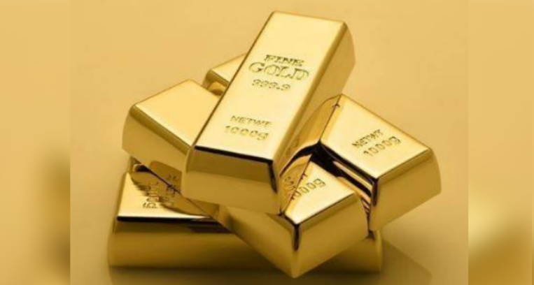 Gold price decreases by Rs3,800 per tola in Pakistan 