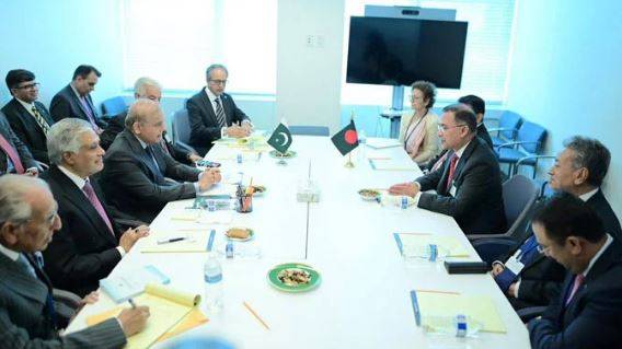 Pakistan, Bangladesh reaffirm commitment to strengthen cooperation