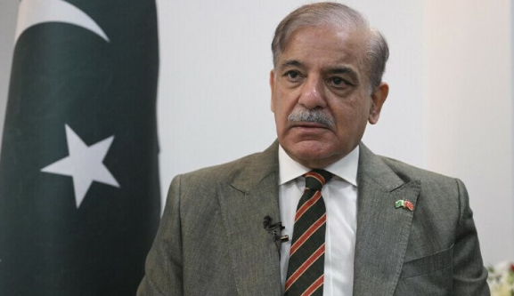 PM Shehbaz says civil, military leadership making collective efforts to strengthen Pakistan's economy 
