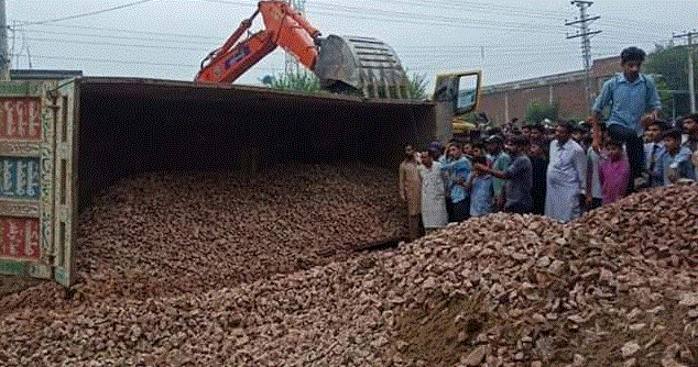 Seven schoolchildren among 8 killed in road mishap near Zafarwal