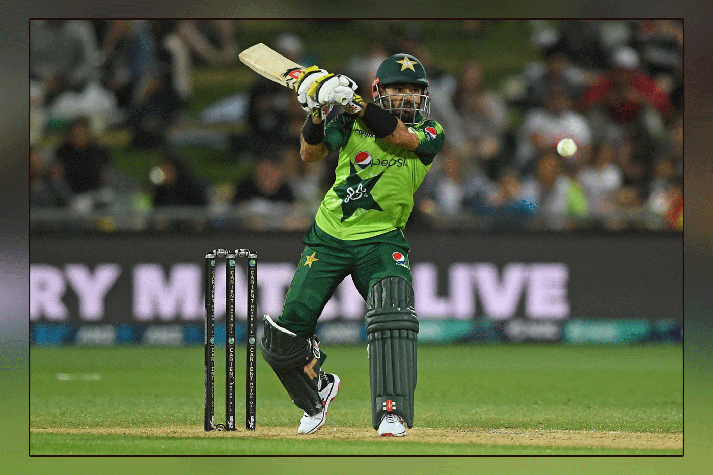 Pakistan beat New Zealand by 4 wickets in third T20I